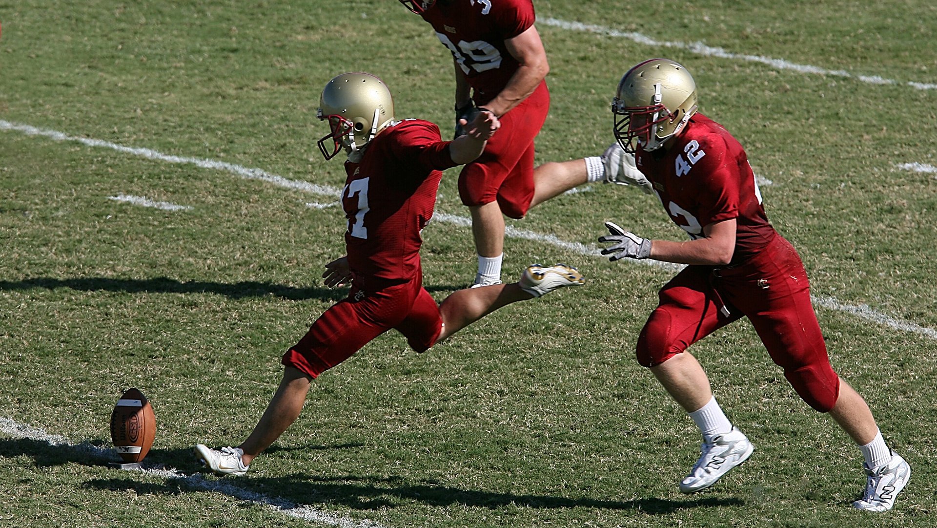 西班牙青年队在欧洲赛场表现亮眼，未来可期